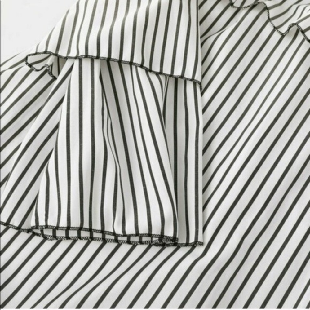 Striped Halter Cold Shoulder Ruffle Tiered Sleeve Blouse White Black S - Picture 5 of 7